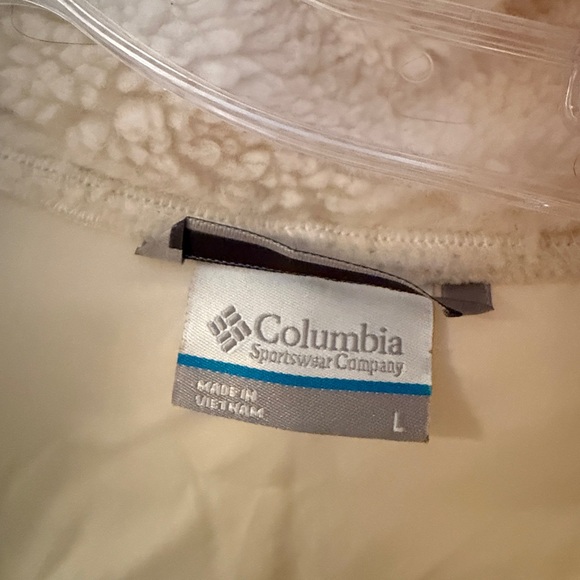 Columbia Cream Sherpa Jacket - Picture 5 of 7